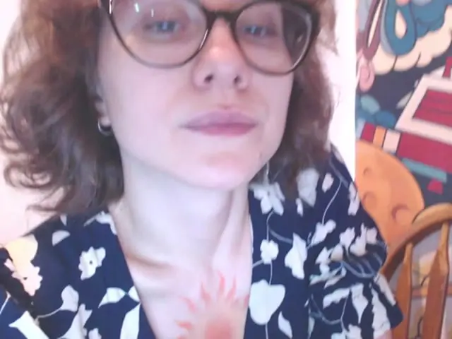 hellalovesu Live Webcam